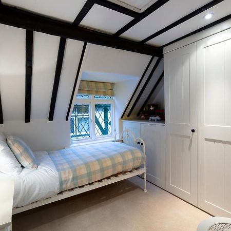 Luxury Eton House, 5 Minute Walk To Windsor Castle Vila Exterior foto