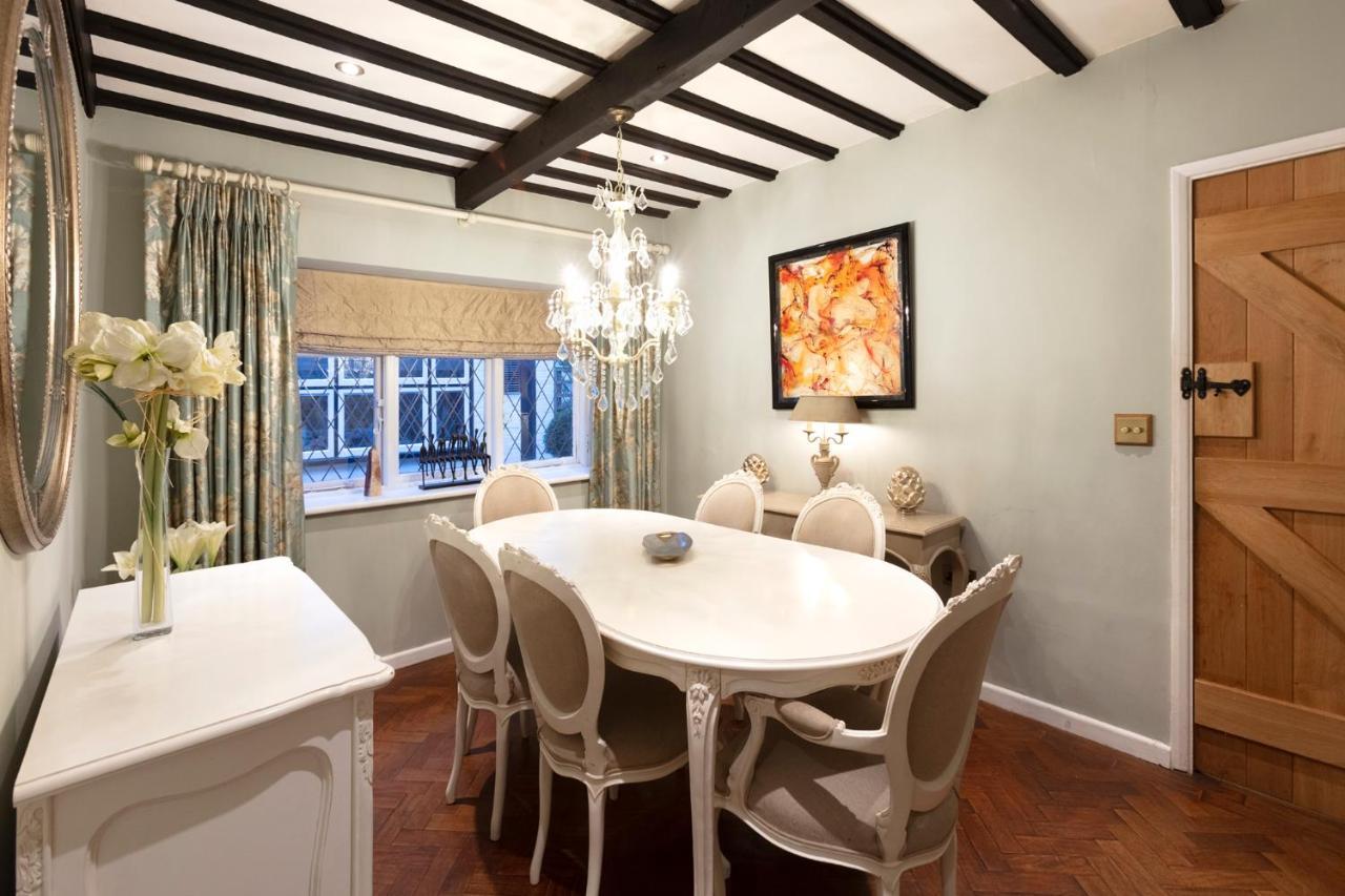 Luxury Eton House, 5 Minute Walk To Windsor Castle Vila Exterior foto